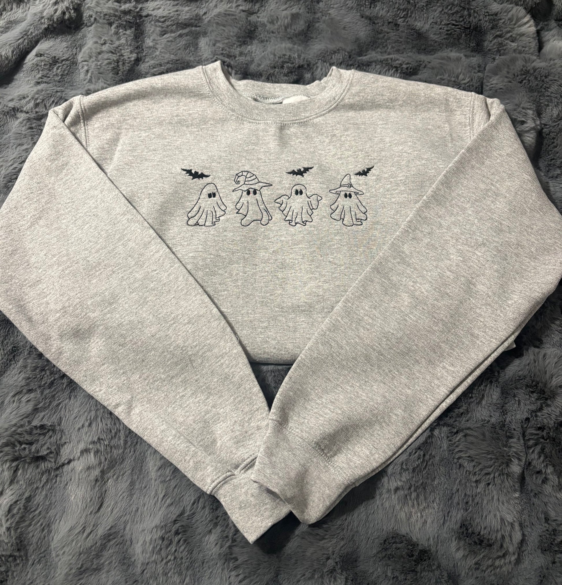 Cozy Ghost Embroidered Halloween Crew Neck Sweatshirt