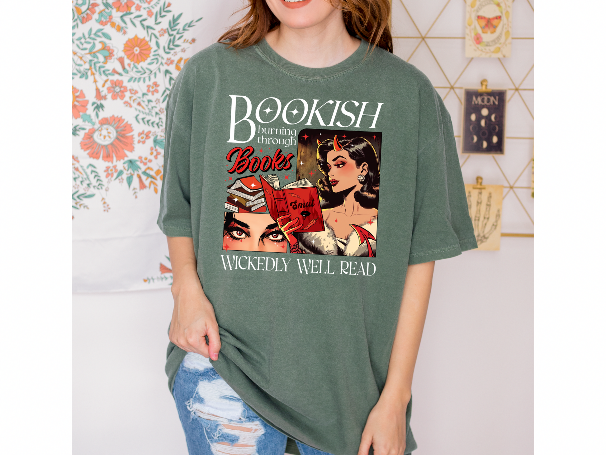 Bookish - Wickedly Well Read - Comfort Colors Tshirt