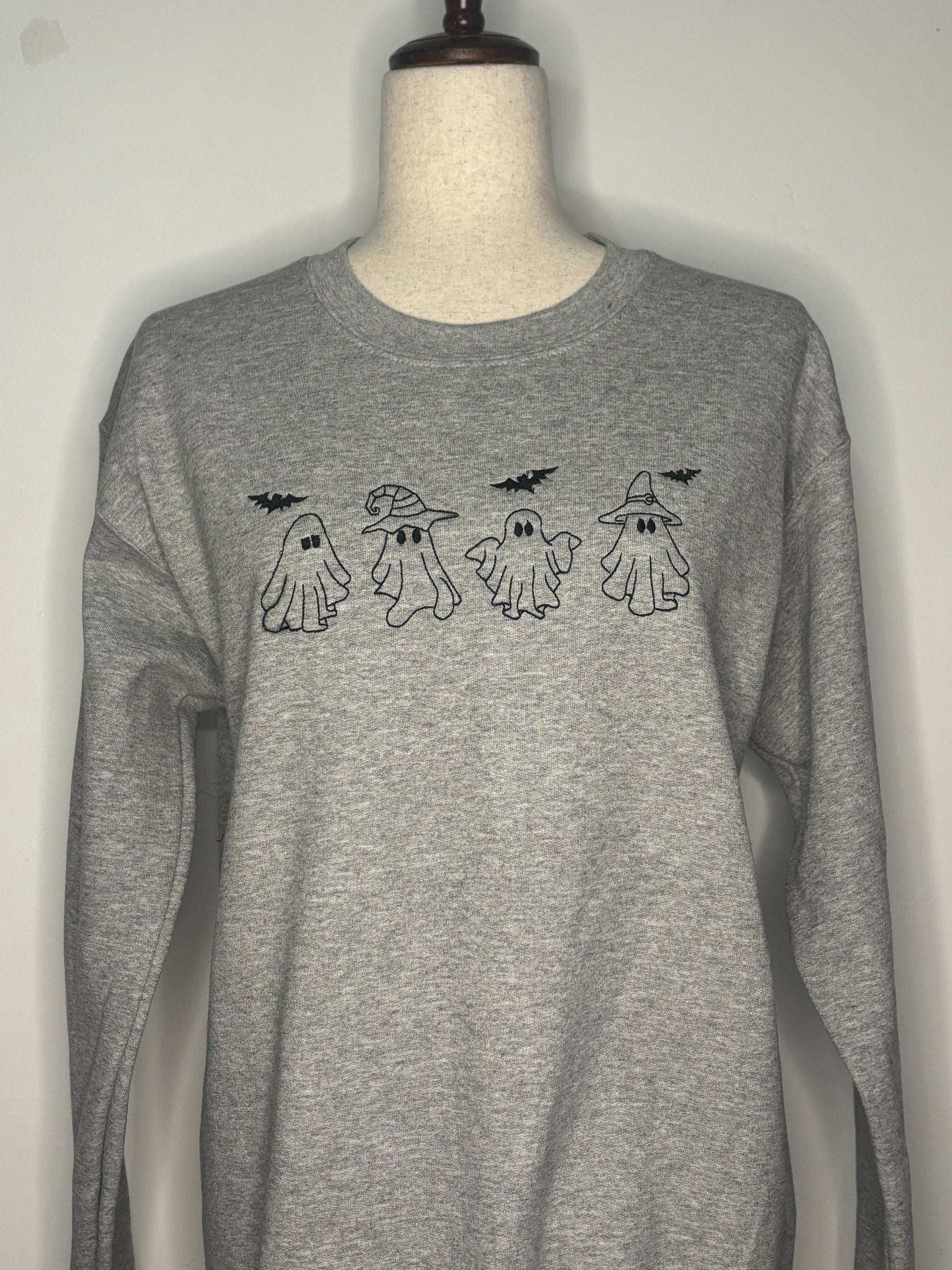 Cozy Ghost Embroidered Halloween Crew Neck Sweatshirt