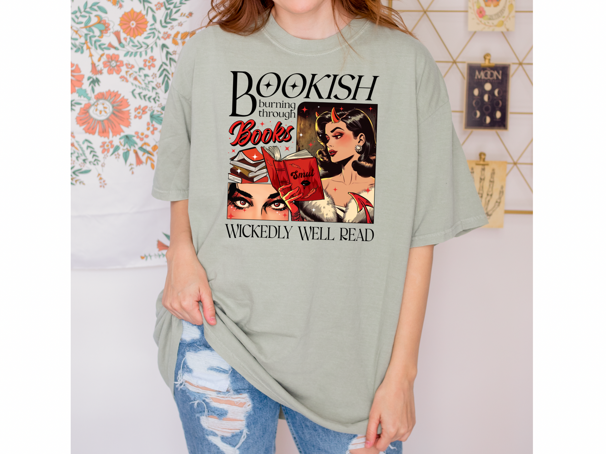 Bookish - Wickedly Well Read - Comfort Colors Tshirt