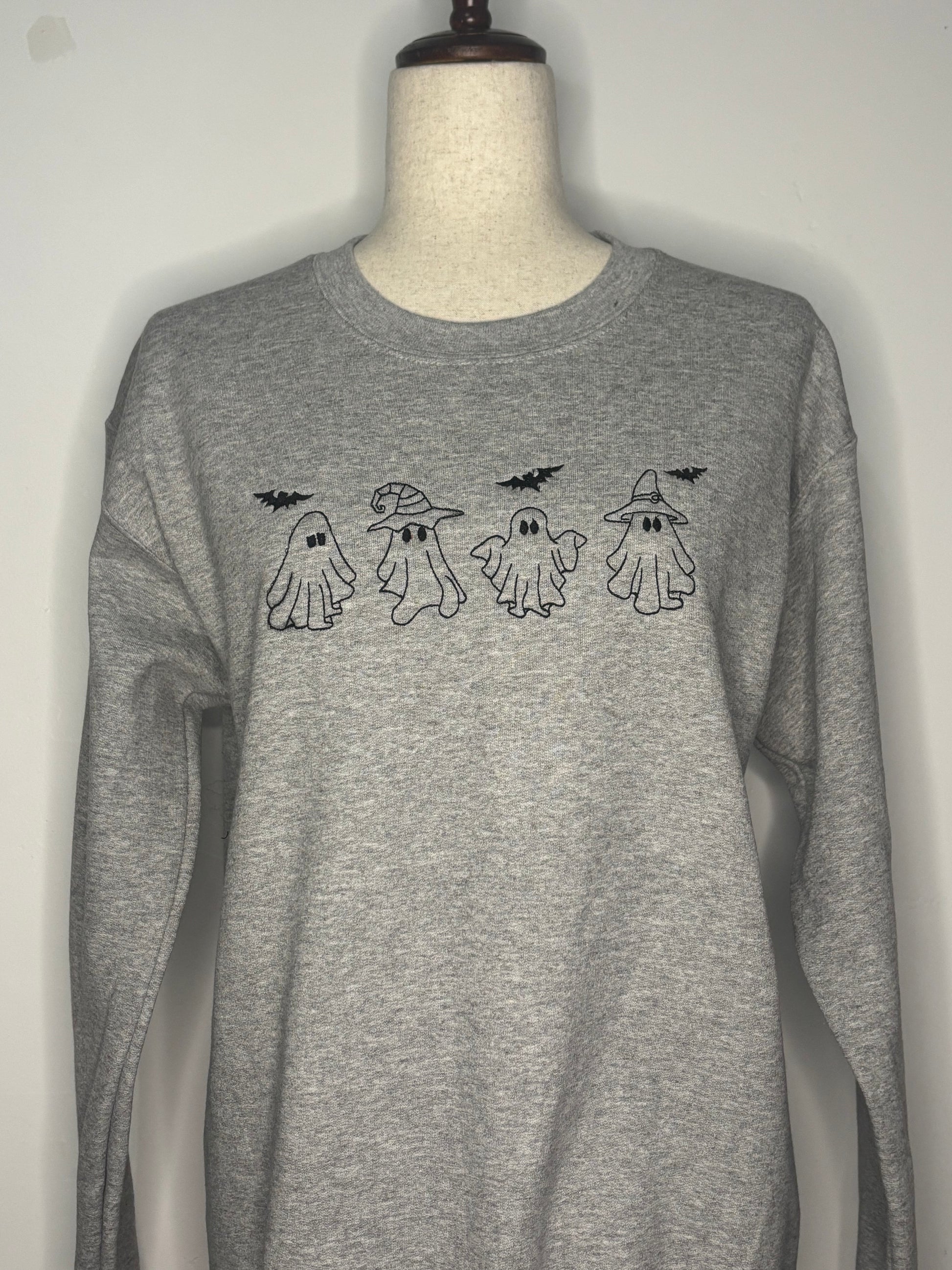 Cozy Ghost Embroidered Halloween Crew Neck Sweatshirt