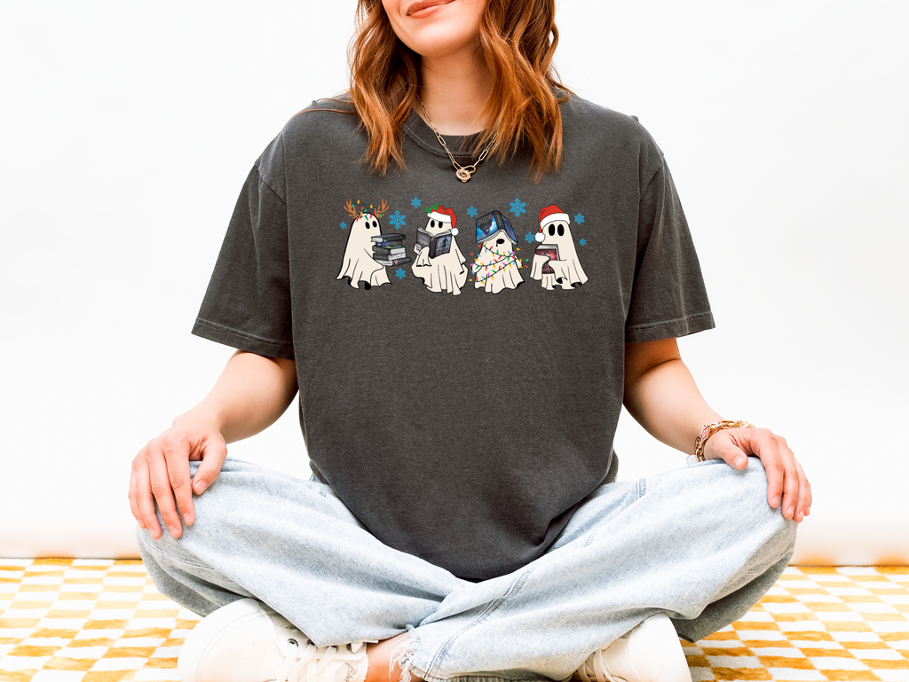 Throne of Glass Holiday Ghosts Comfort Colors Tshirt